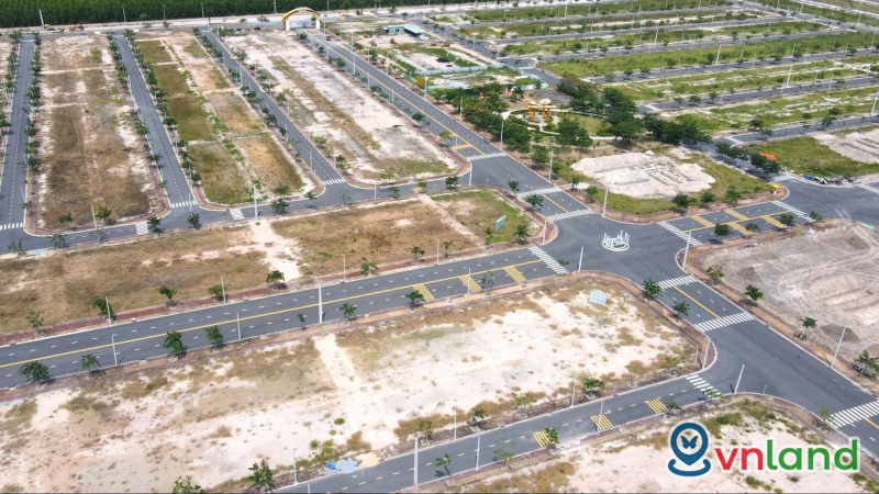 co co hoi song sot trong viec buon ban dat nen hay khong