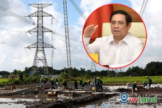 thu tuong chi dao quyet liet dam bao cung cap dien va phat trien nang luong tai tao cho nam 2024