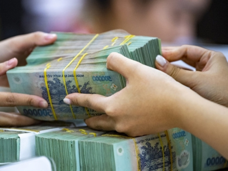 lai suat tien gui tiet kiem thang 10 2024  tang nhe