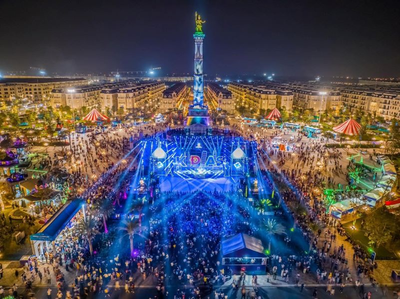 Đại lộ Kinh đô ánh sáng Kingdom Avenue