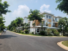 Bán gấp lô 90m2 Đường số 7 KDC Tên Lửa 2 có sổ hồng riêng giá 1.35 tỷ