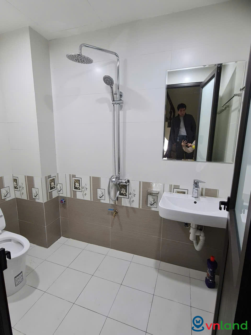 Cho thuê nhà Đền Lừ Phân Lô, Ô tô 4 tầng x 60m2, thông sàn, 27 Triệu Spa, Trung tâm, VP...