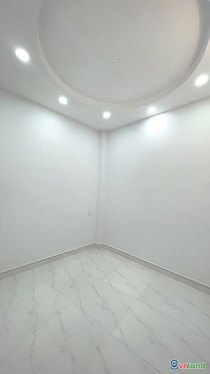 NHÀ ÂU CƠ TÂN PHÚ - GIÁP Q.11 , TÂN BÌNH - NHÀ MỚI TINH CÒN THƠM MÙI SƠN - 3 TẦNG - 50M2 - GIÁ CHỈ NHỈNH 4 TỶ .